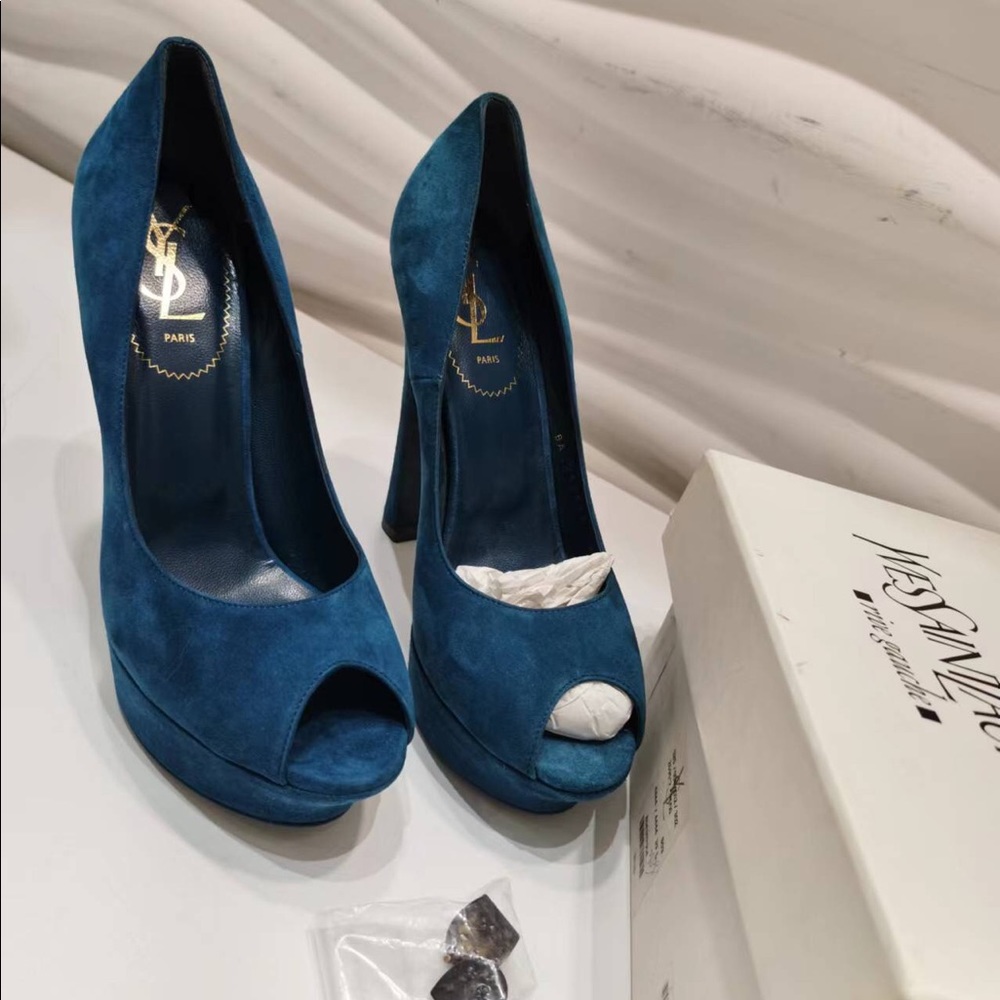 On sale YSL Brand New pump size39